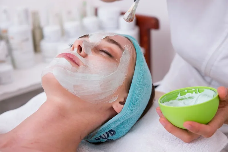 Supporting skin vitality and collagen density